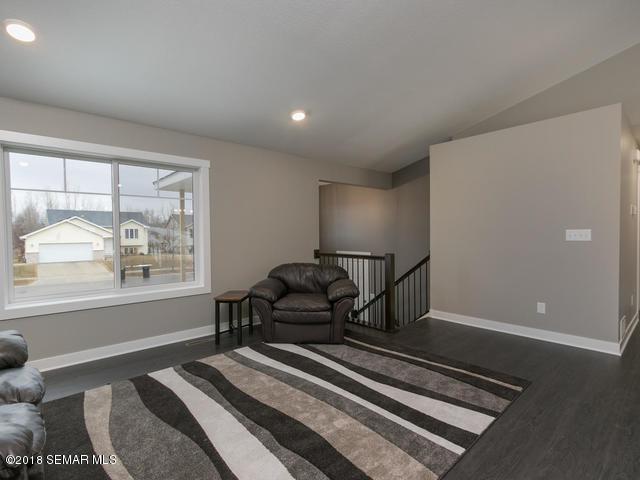325 Brookestone Drive Southeast Rochester, MN 55904 - Photo 6 of 22 Gallery Image 6