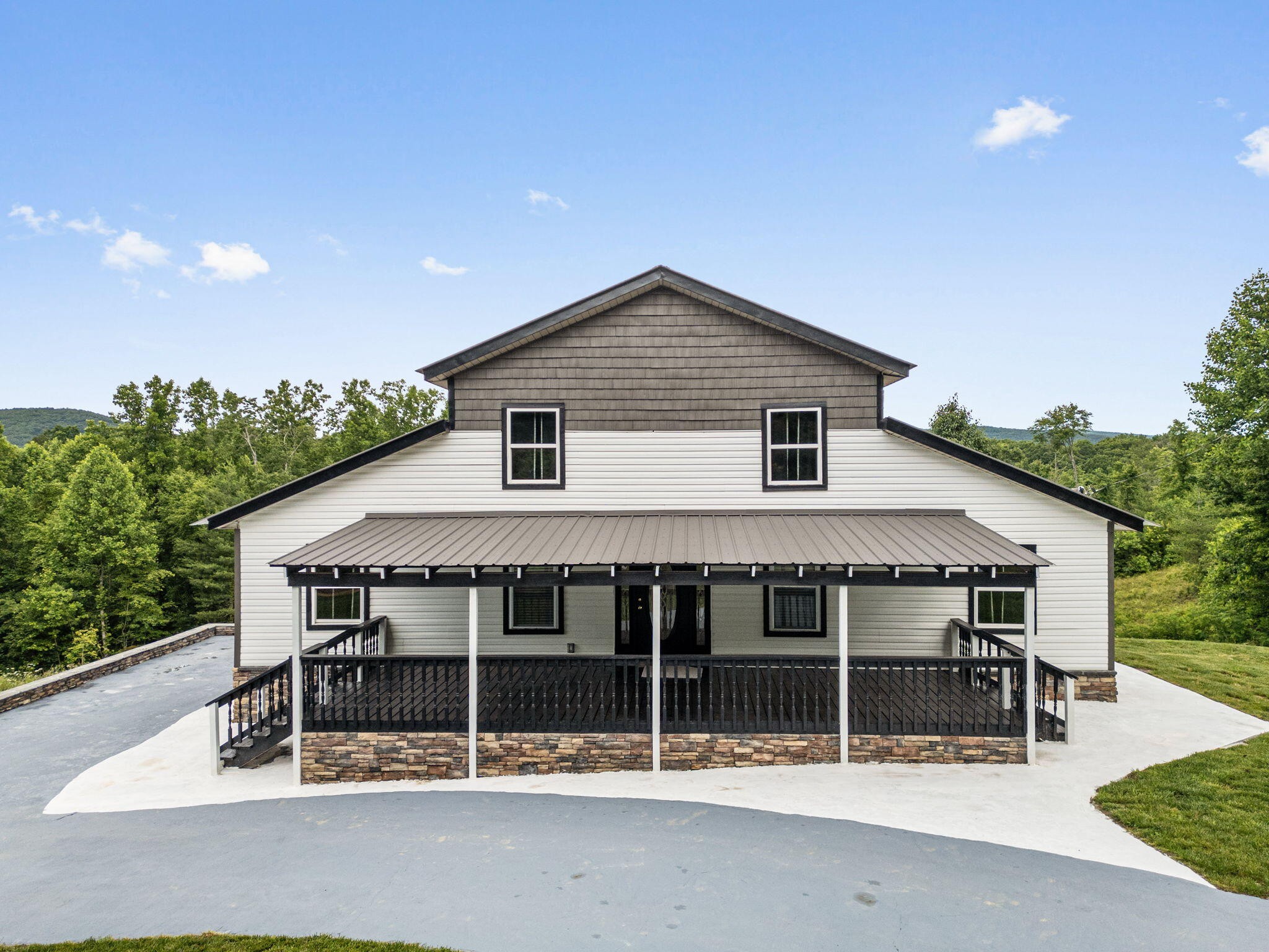 198 Spring Road Spring City, TN 37381 - Photo 3 of 39