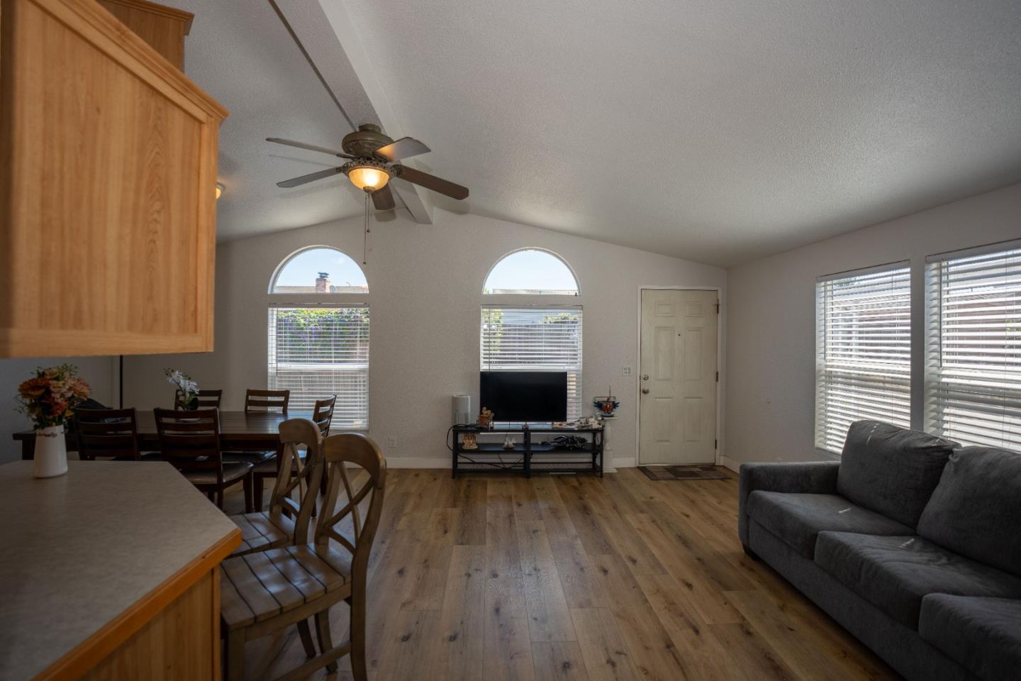 20 Russell Road, Unit 133 Salinas, CA 93906 - Photo 4 of 18