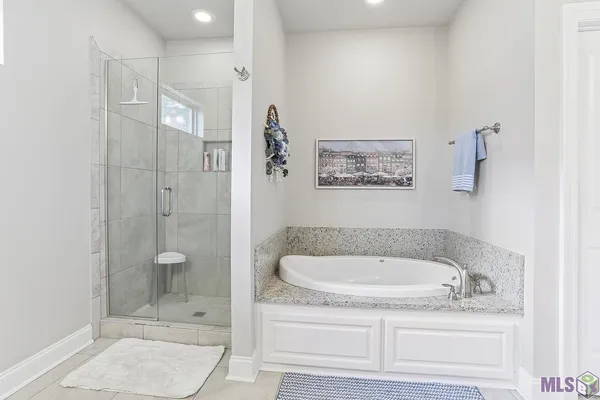 $347,500 | 16035 Greycliff Avenue, Pride, LA 70770