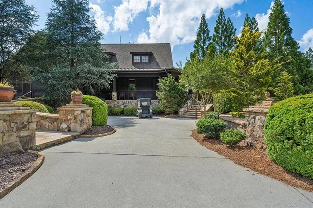 $2,975,000 | 989 Middle Fork Trail, Suwanee, GA 30024