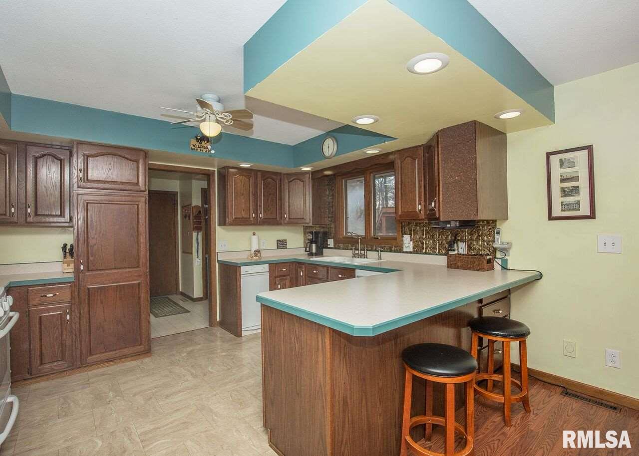 7298 Long Road Fulton, IL 61252 - Photo 10 of 24