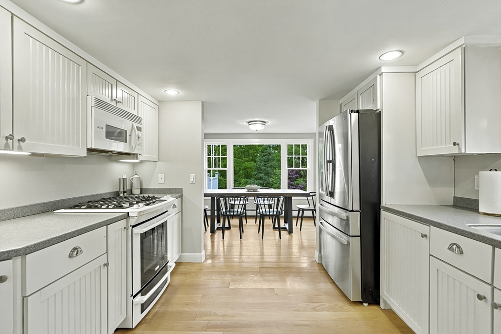 149 Glenview Street Upton, MA 01568 - Photo 6 of 42