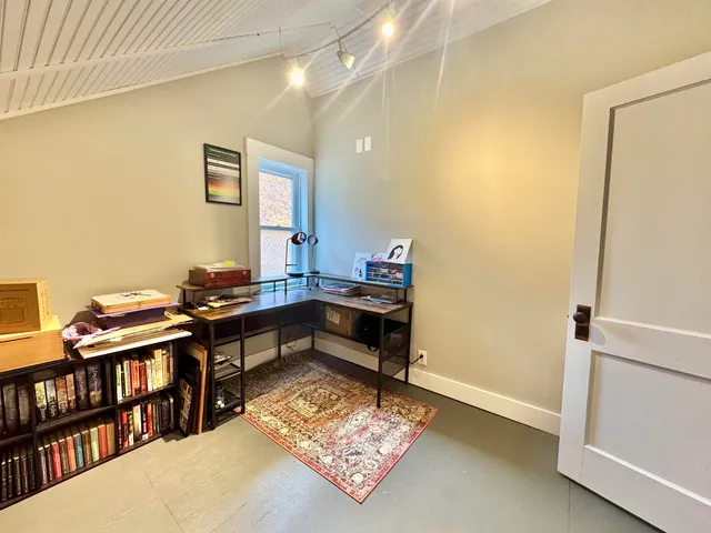 $420,000 | 28 Lake Morey Road, Fairlee, VT 05045