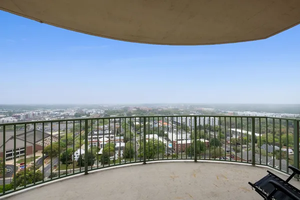 $370,000 | 300 South Duval Street, Unit 2101, Tallahassee, FL 32301