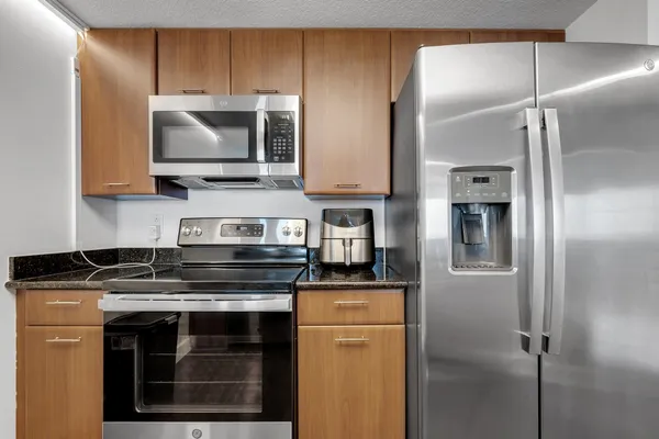 $370,000 | 300 South Duval Street, Unit 2101, Tallahassee, FL 32301