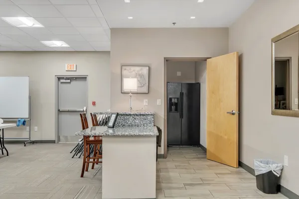 $370,000 | 300 South Duval Street, Unit 2101, Tallahassee, FL 32301