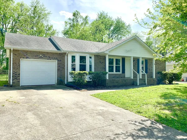 $1,450 | 236 Moncrest Drive, Clarksville, TN 37042