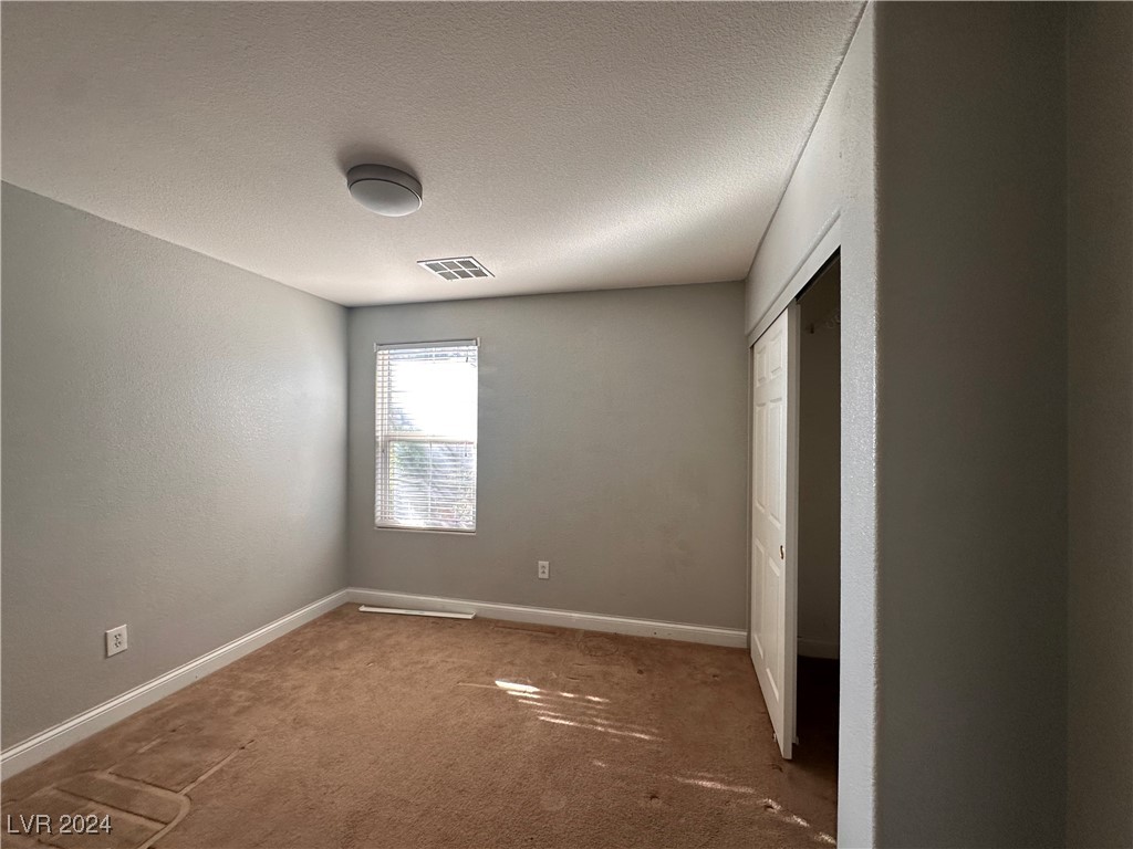 9129 Ripple Ridge Avenue, Unit 102 Las Vegas, NV 89149 - Photo 4 of 7