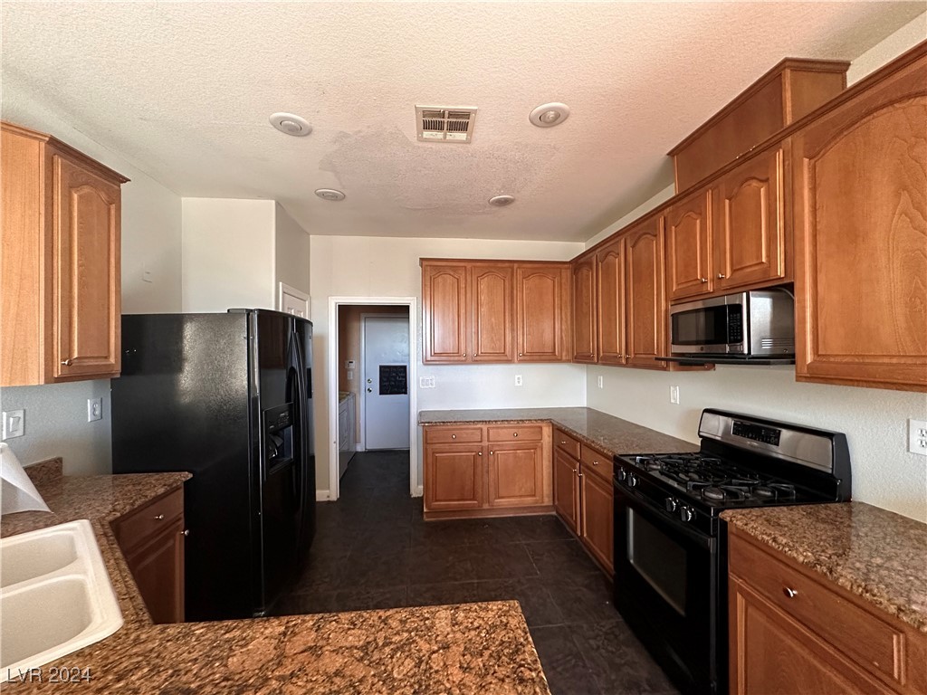 9129 Ripple Ridge Avenue, Unit 102 Las Vegas, NV 89149 - Photo 6 of 7