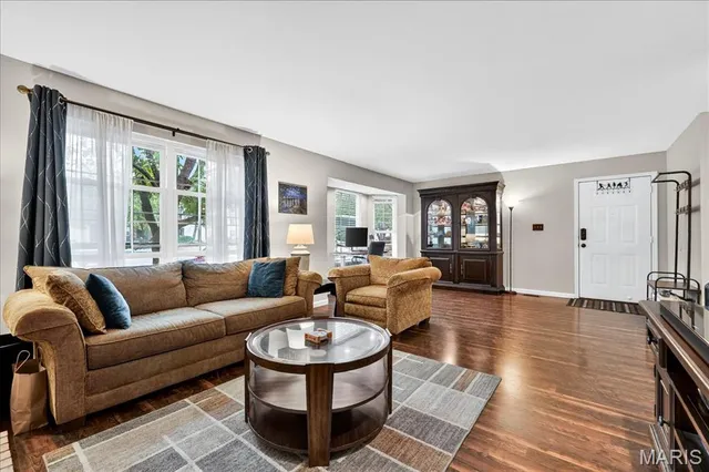 $174,900 | 189 Harvest Moon Court, Unit B, St. Charles, MO 63304