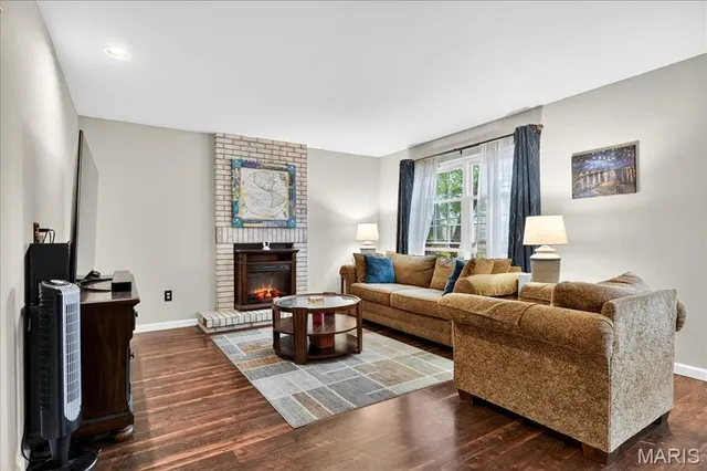 $179,900 | 189 Harvest Moon Court, Unit B, St. Charles, MO 63304