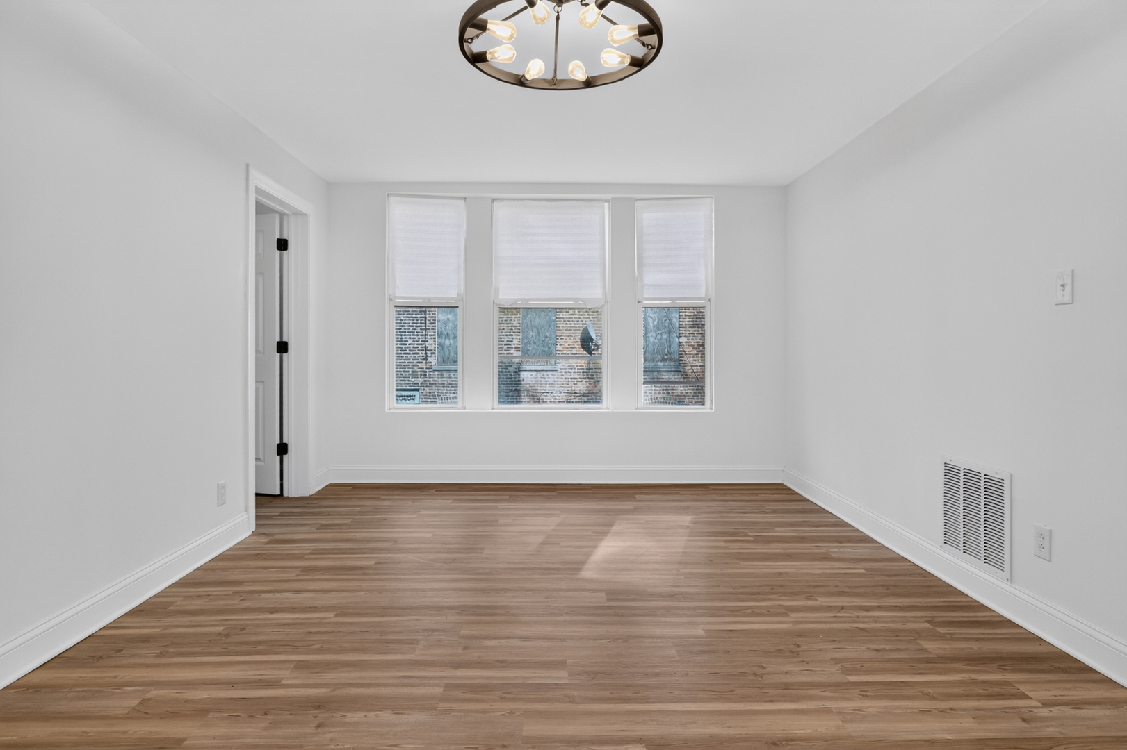 712 West Marquette Road Chicago, IL 60621 - Photo 16 of 72 Gallery Image 16