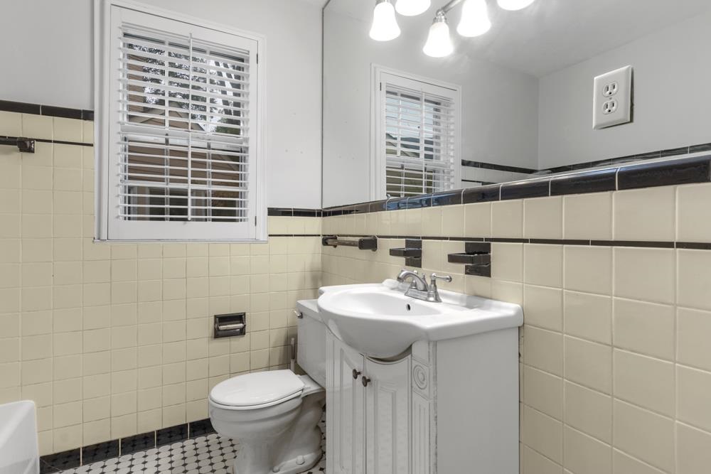 50 North Ashlawn Road Memphis, TN 38112 - Photo 11 of 24 Gallery Image 11