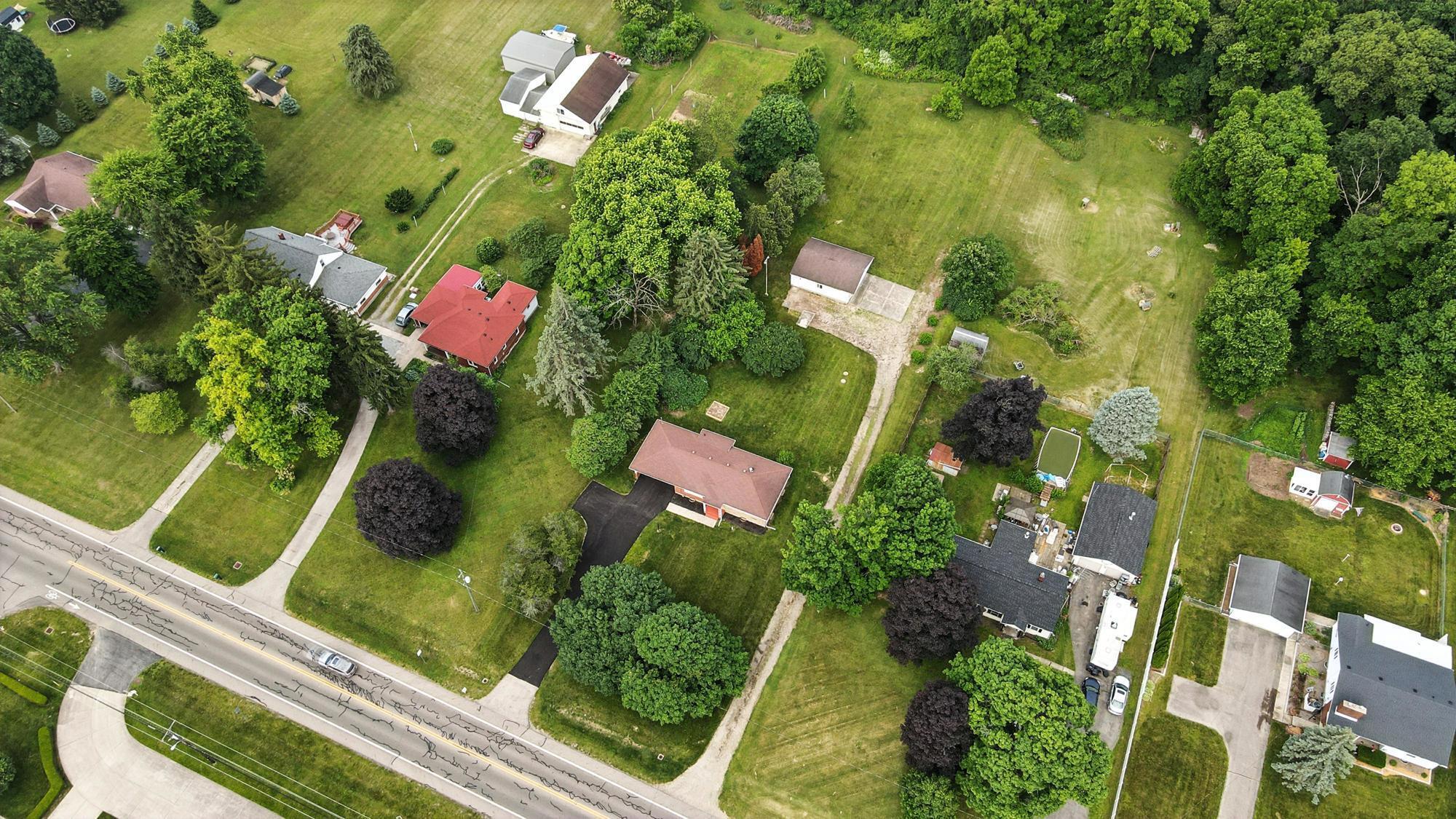 3211 Derr Road Springfield, OH 45503 - Photo 6 of 41