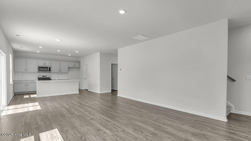 360 Hartfield Avenue Raeford, NC 28376 - Photo 10 of 31 Great Room