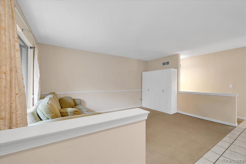 1370 South Boulevard Rochester, MI 48309 - Photo 12 of 65