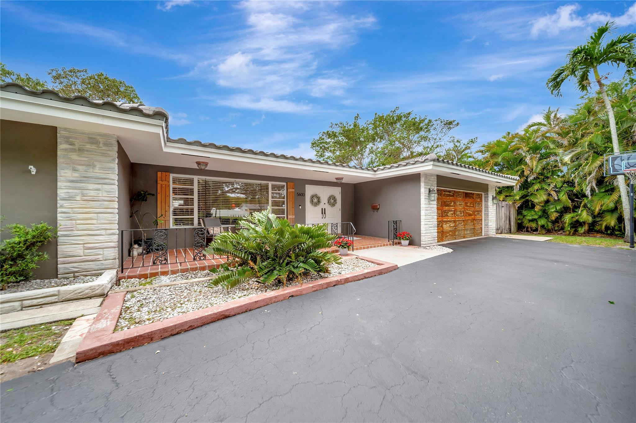 5600 Plantation Road Plantation, FL 33317 - Photo 12 of 68 Photo 12