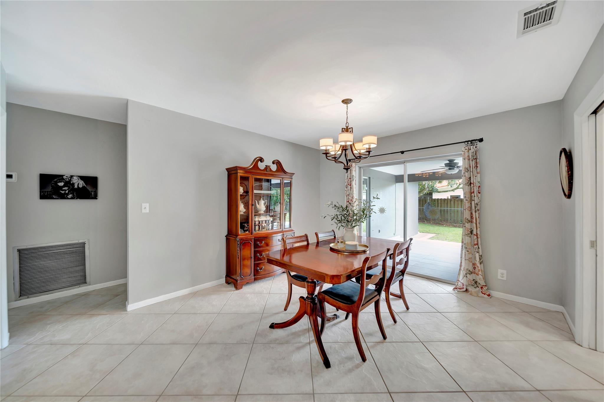 5600 Plantation Road Plantation, FL 33317 - Photo 17 of 68 Photo 17