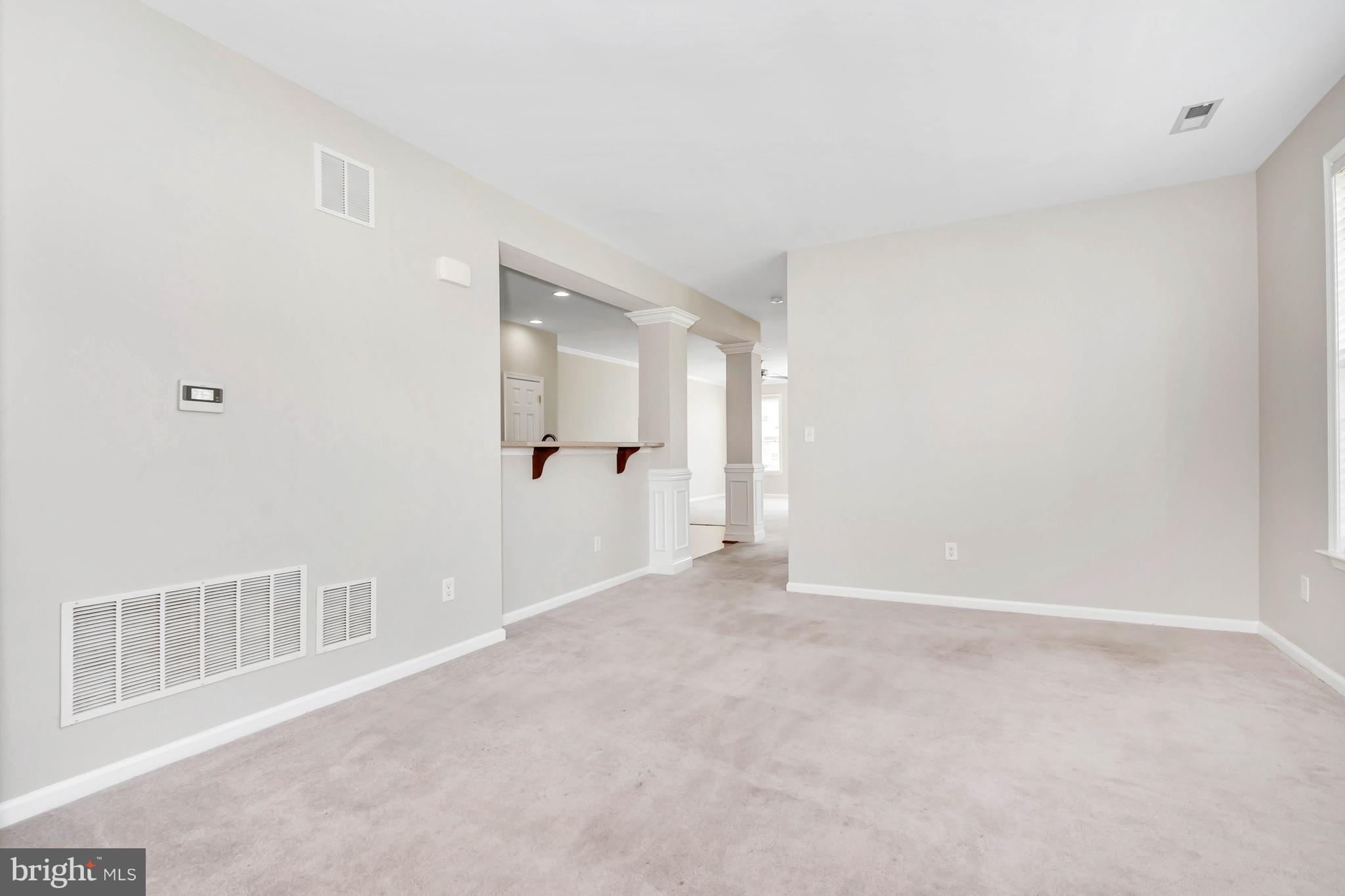 69 Springfield Circle Middletown, DE 19709 - Photo 20 of 47 Living Room - unstaged