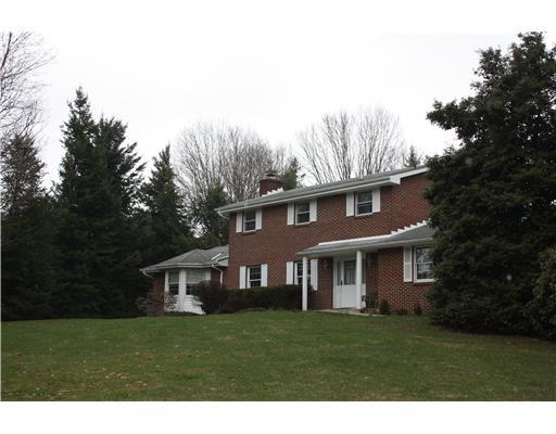 262 McKrell Road Tarentum, PA 15084 - Photo 1 of 18 Exterior Front.