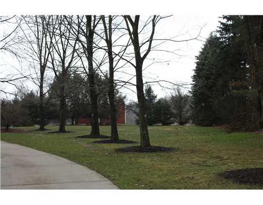 262 McKrell Road Tarentum, PA 15084 - Photo 2 of 18 Exterior Front. Driveway approach