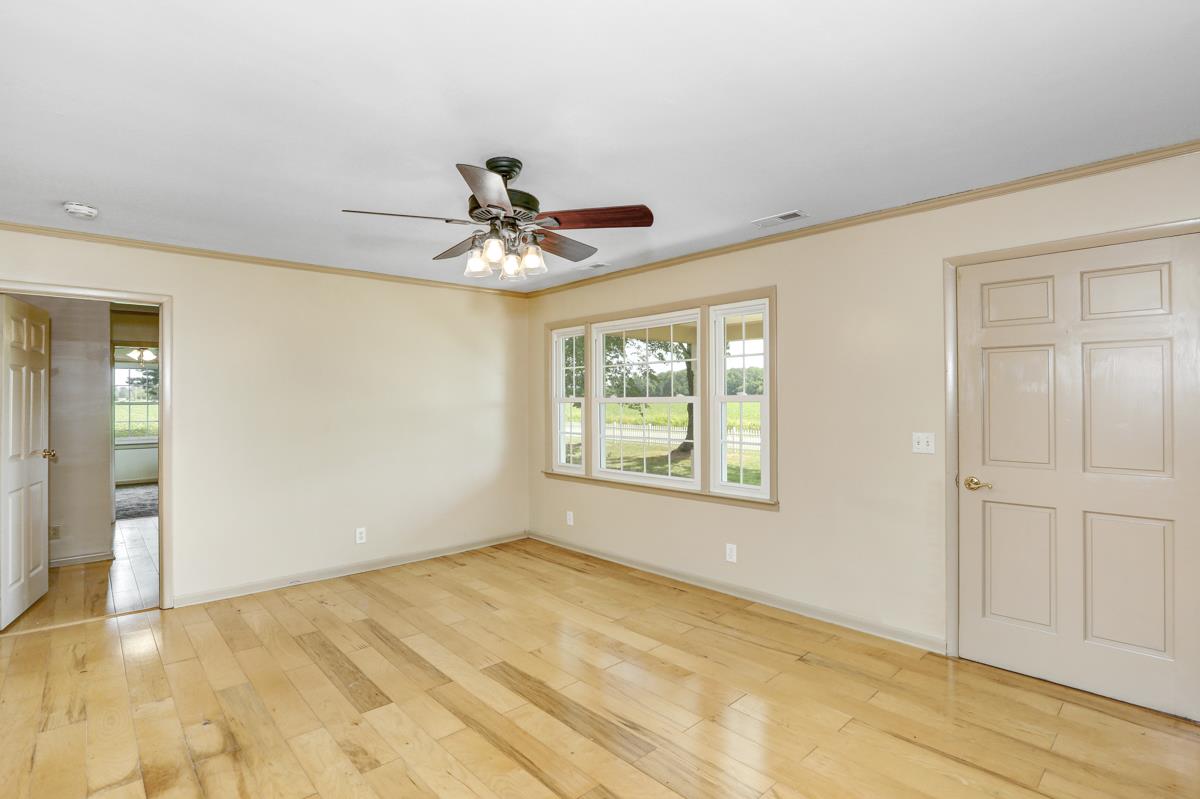 189 You Take It Road Ardmore, TN 38449 - Photo 12 of 26 Reverse View of Living Room