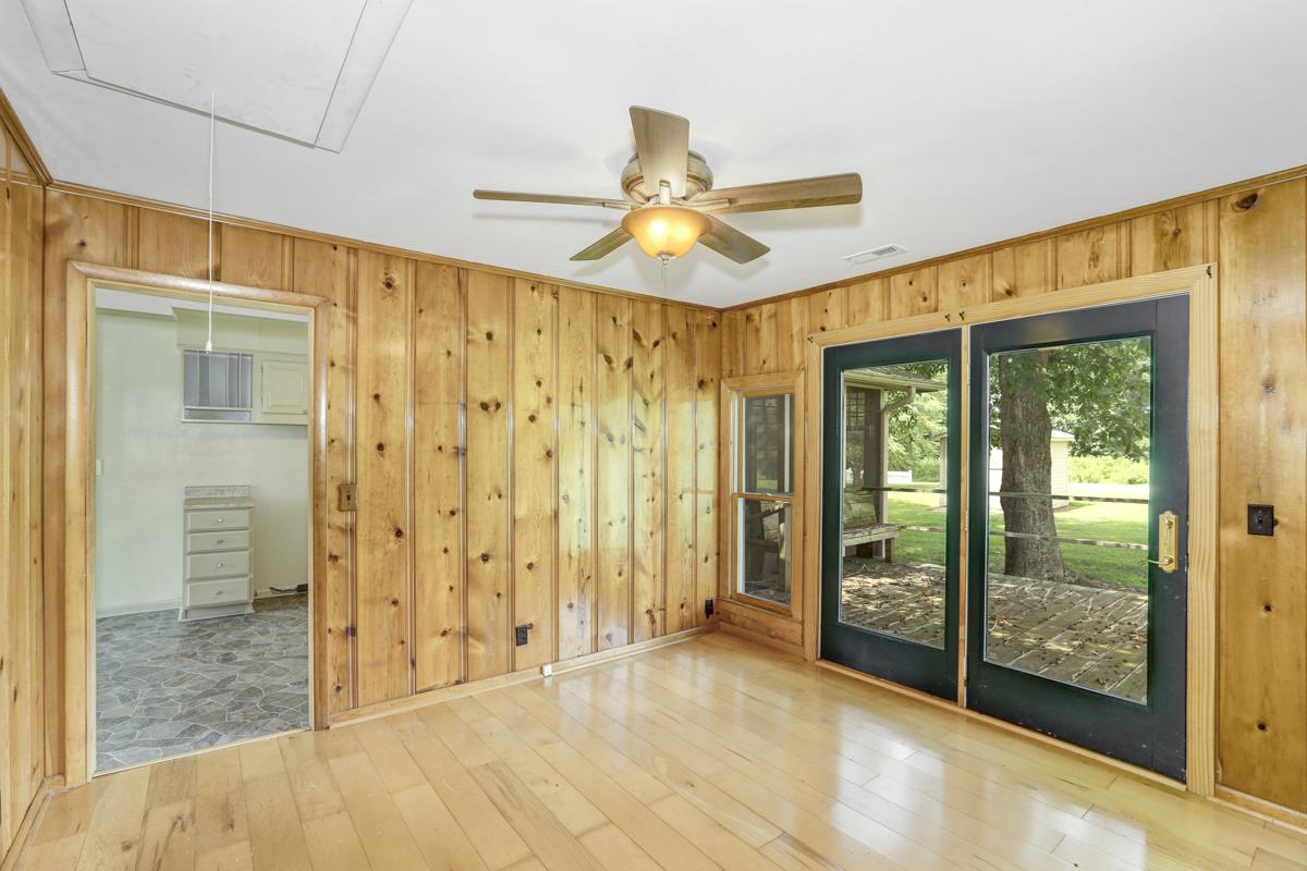 189 You Take It Road Ardmore, TN 38449 - Photo 17 of 26 Dining Room - With hardwood flooring and easy access to the back deck.