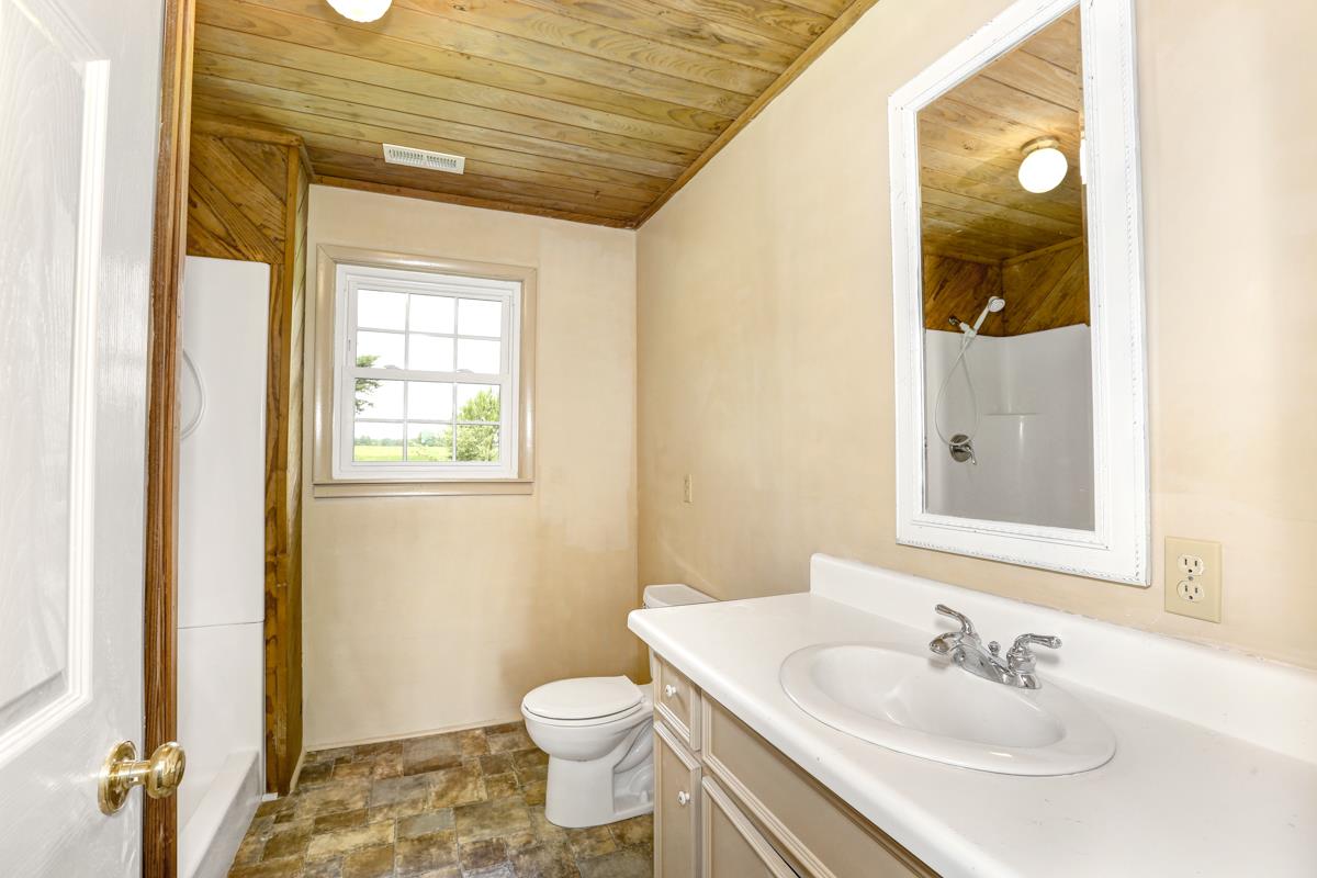 189 You Take It Road Ardmore, TN 38449 - Photo 20 of 26 Master Bath