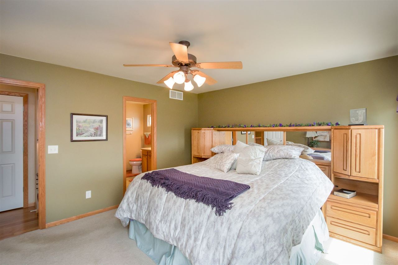 295 Windsor Road North Liberty, IA 52317 - Photo 9 of 25 Gallery Image 9