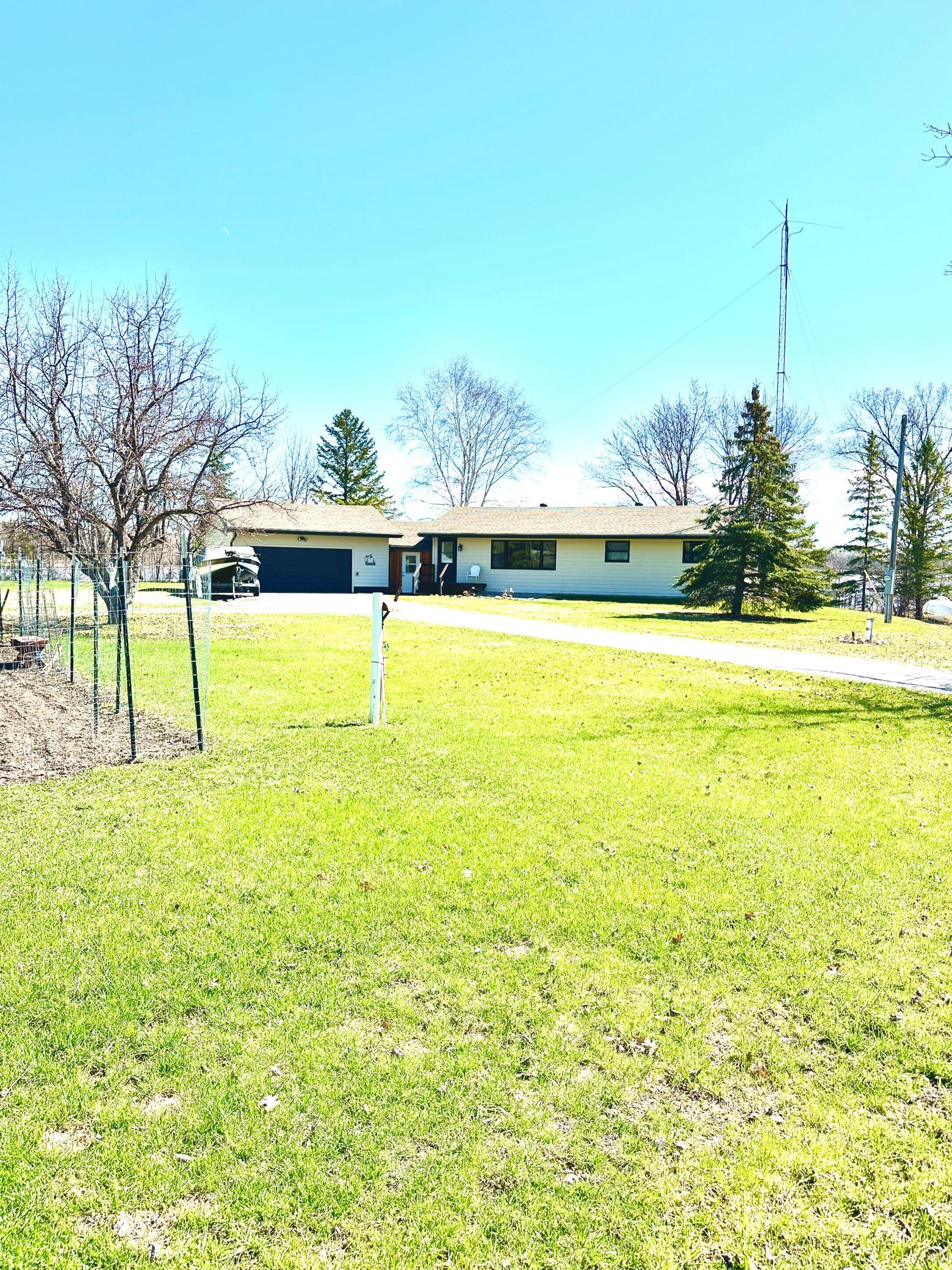 1421 Riverside Drive Northwest Baudette, MN 56623 - Photo 1 of 31