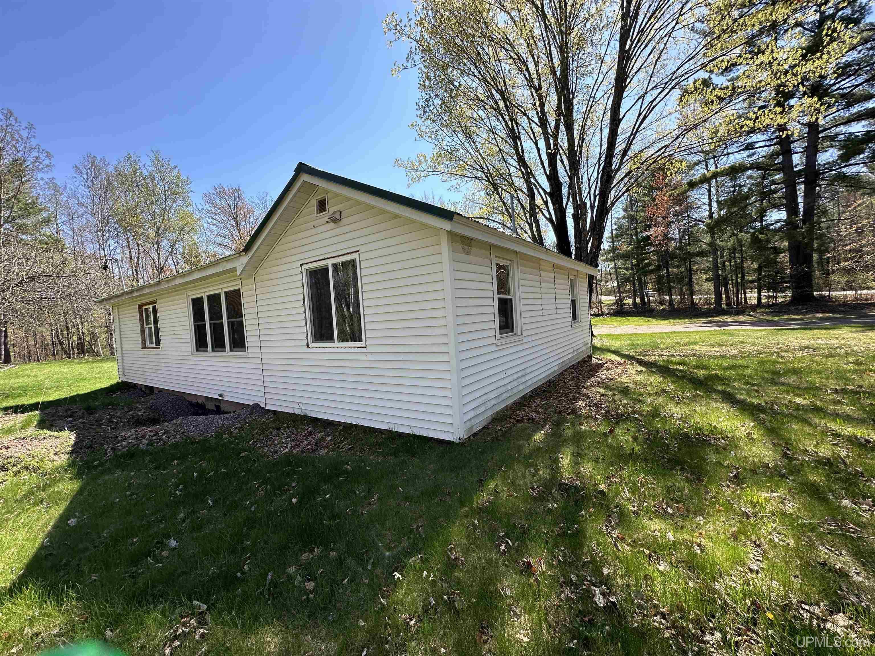 30141 County Road 581 Ishpeming, MI 49849 - Photo 3 of 44