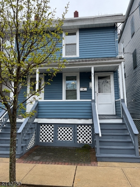 193 Forest Street, Unit 1 Montclair, NJ 07042 - Photo 2 of 20 a front view of a house