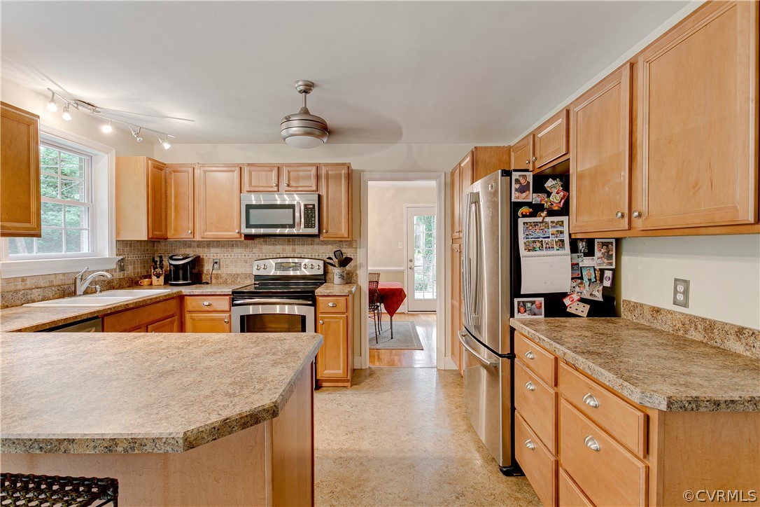 8104 Duncaster Road Richmond, VA 23235 - Photo 10 of 25 Gallery Image 10