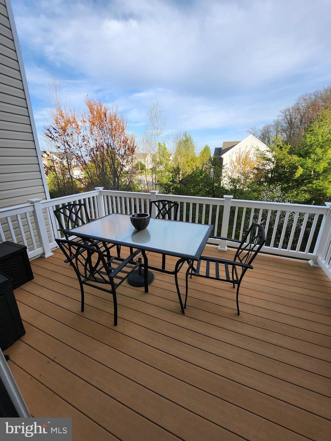 17027 Gibson Mill Road Dumfries, VA 22026 - Photo 41 of 57 Composite Deck