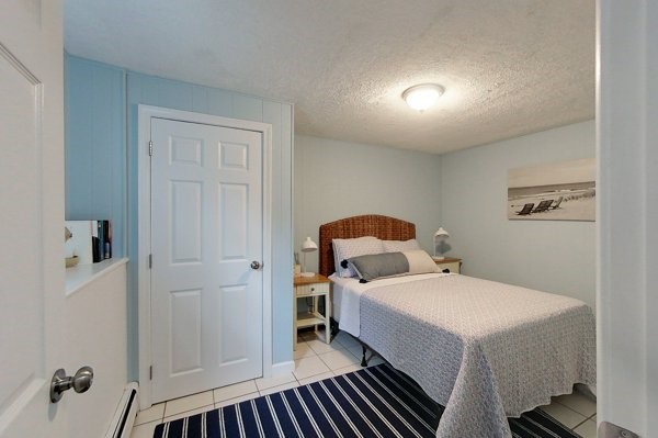 46 Allston Avenue Middletown, RI 02842 - Photo 13 of 20