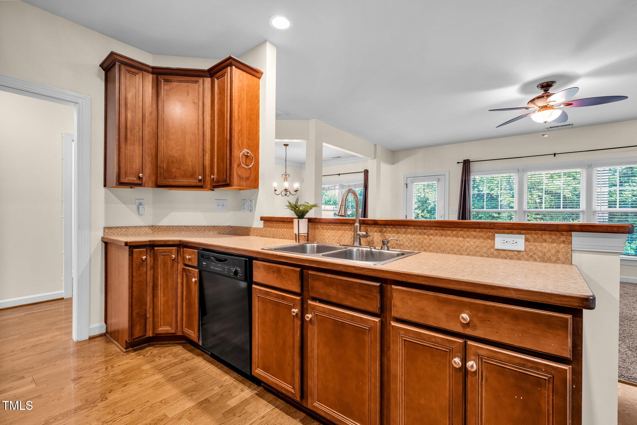 8105 Satillo Lane Raleigh, NC 27616 - Photo 11 of 39 22-web-or-mls-untitled-25
