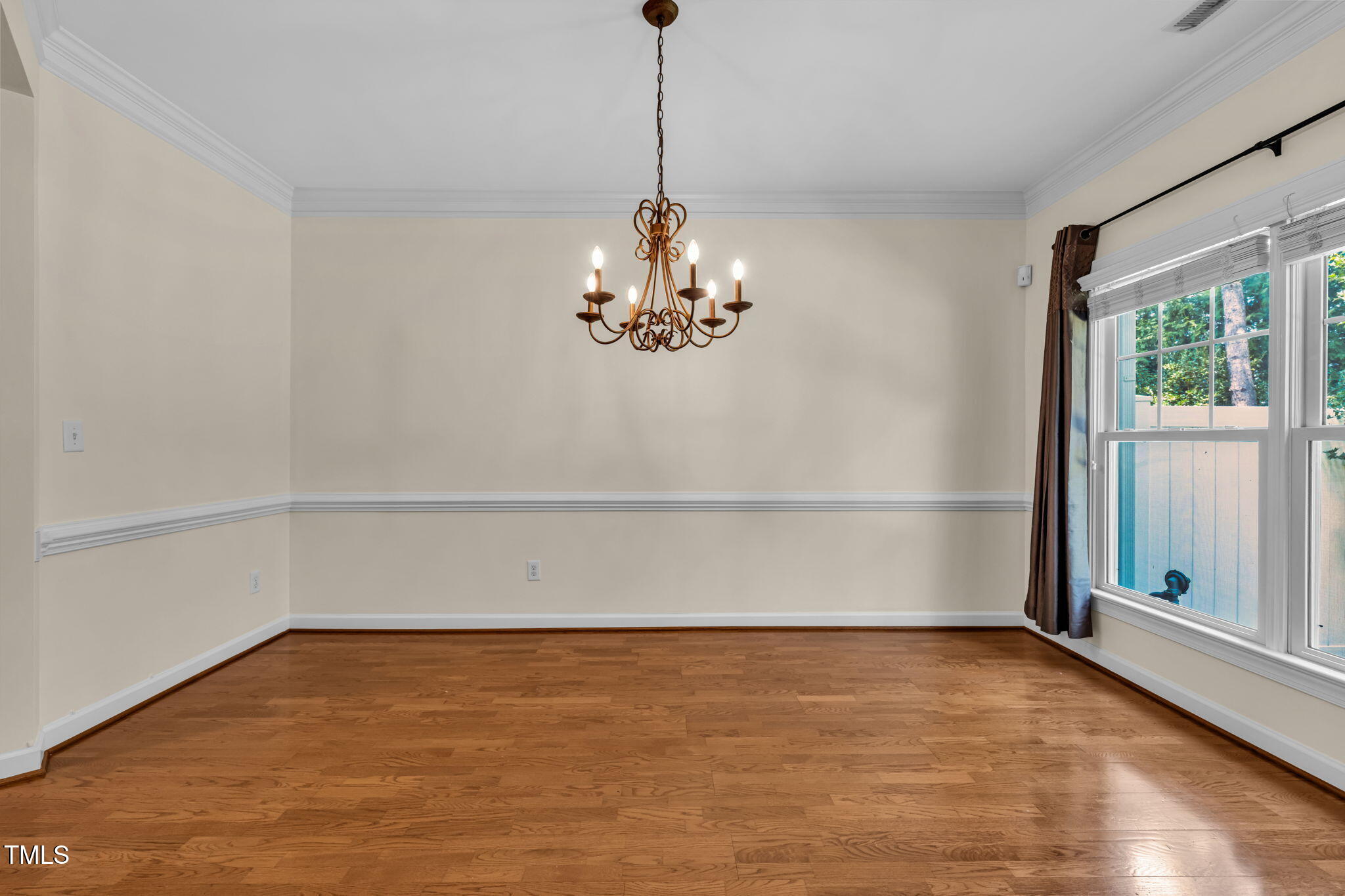 8105 Satillo Lane Raleigh, NC 27616 - Photo 7 of 39 12-web-or-mls-untitled-33