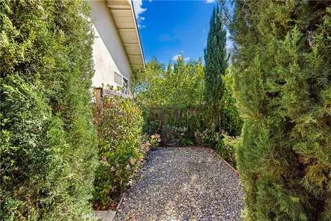 $1,215,000 | 504 Cuesta Drive, San Luis Obispo, CA 93405