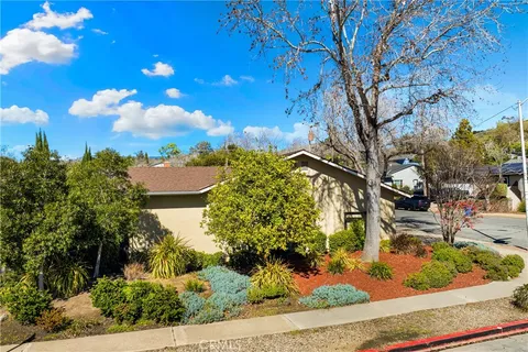 $1,215,000 | 504 Cuesta Drive, San Luis Obispo, CA 93405