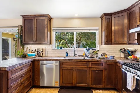 $1,215,000 | 504 Cuesta Drive, San Luis Obispo, CA 93405