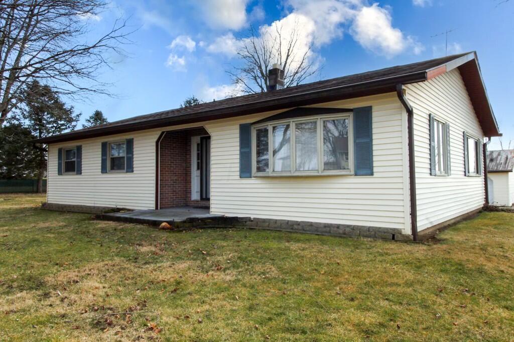 8091 Cincinnati-Zanesville Road Southwest Amanda, OH 43102 - Photo 1 of 24 8091 Cincinnati-Zanesville Rd