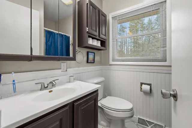 $244,900 | 241 Thelma Drive, Battle Creek, MI 49014