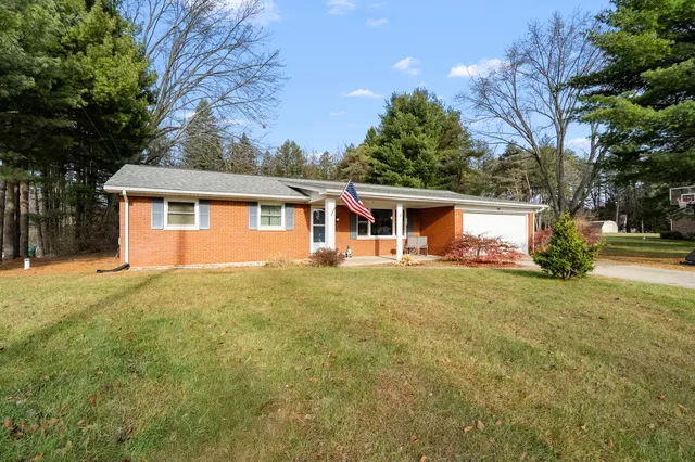 $244,900 | 241 Thelma Drive, Battle Creek, MI 49014