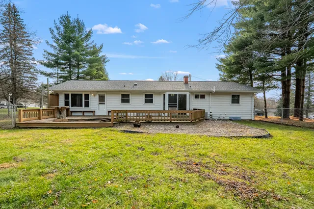 $244,900 | 241 Thelma Drive, Battle Creek, MI 49014