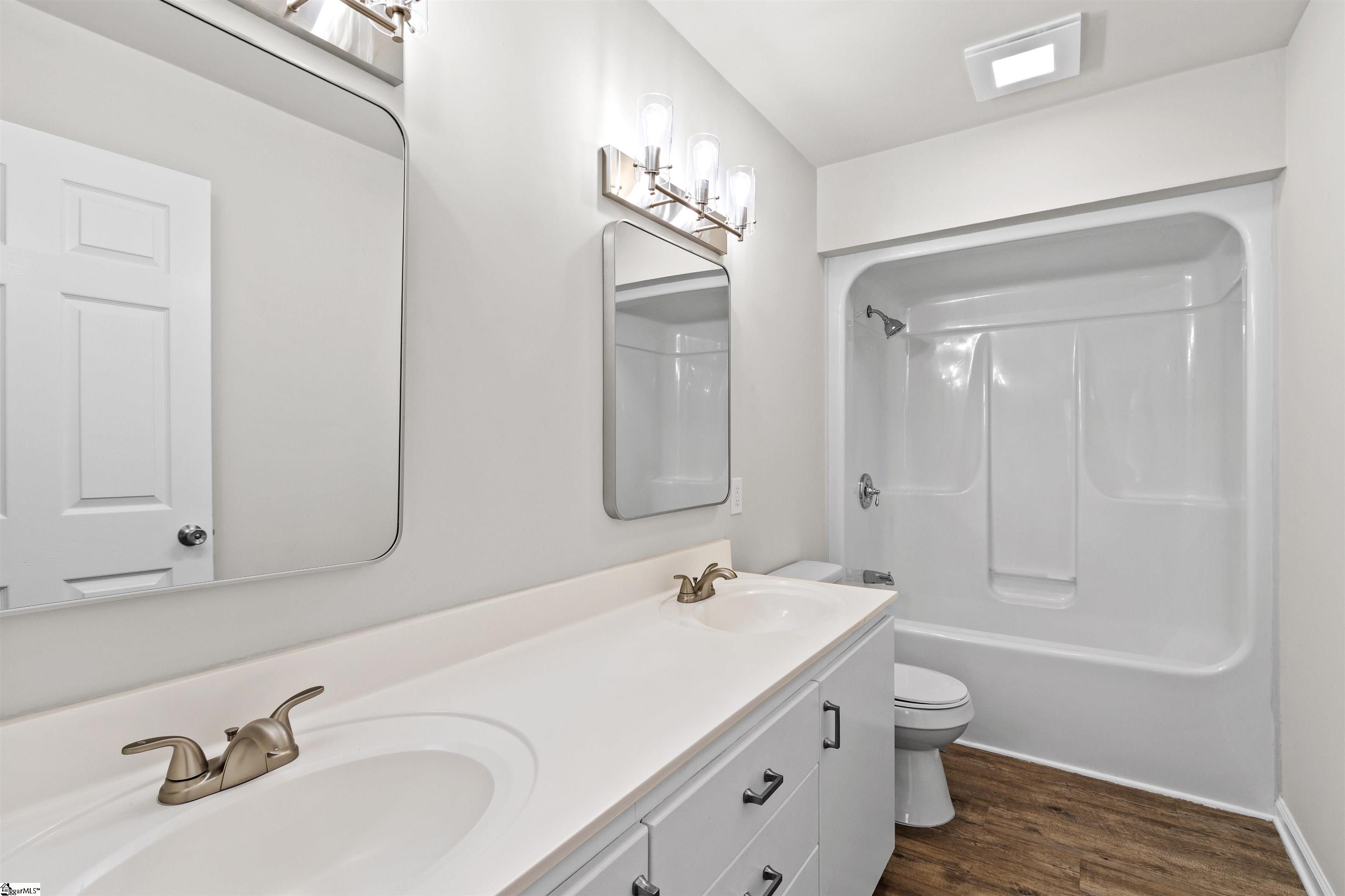 205 East Florida Street Clinton, SC 29325 - Photo 14 of 32