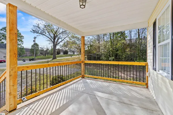 $219,500 | 205 East Florida Street, Clinton, SC 29325