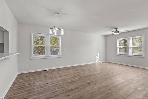 $219,500 | 205 East Florida Street, Clinton, SC 29325