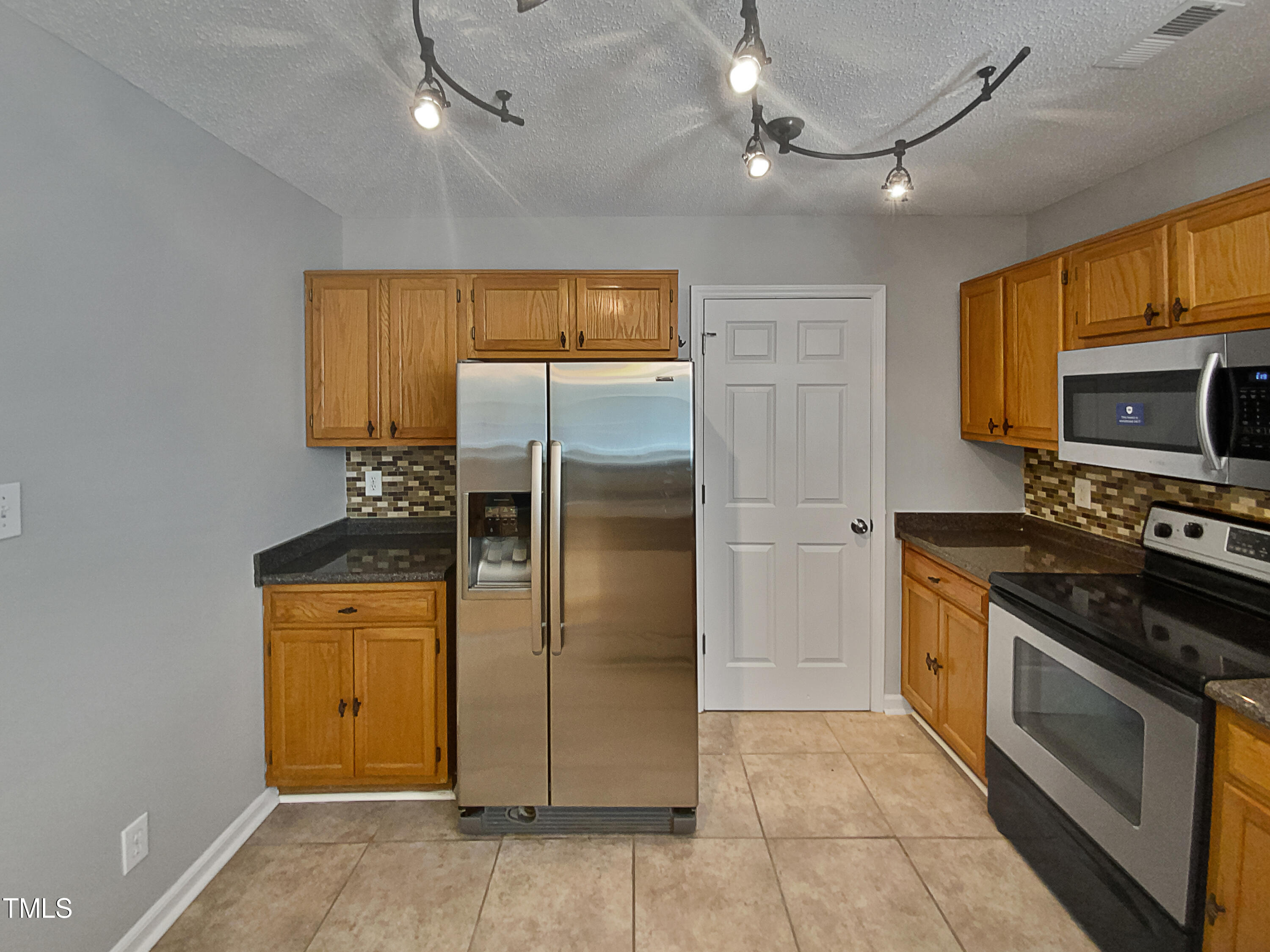 6 Cabes Mill Road Durham, NC 27705 - Photo 2 of 25 listing_1