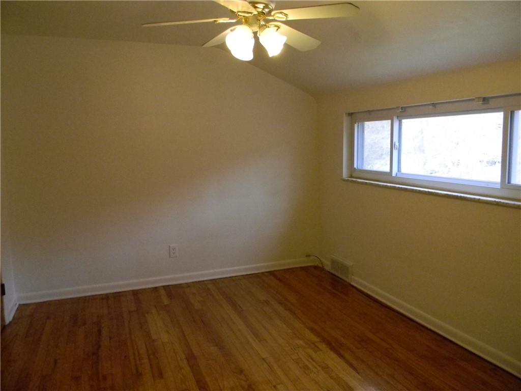 245-247 Universal Road Pittsburgh, PA 15235 - Photo 8 of 12 Gallery Image 8